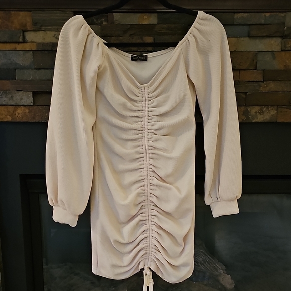 Elegant Cream Long Sleeve Ruched Dress - Picture 1 of 2